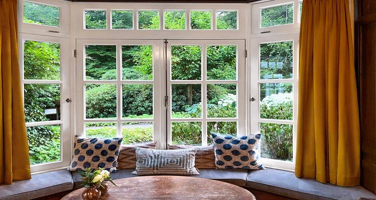 interior bay window curtains cushions