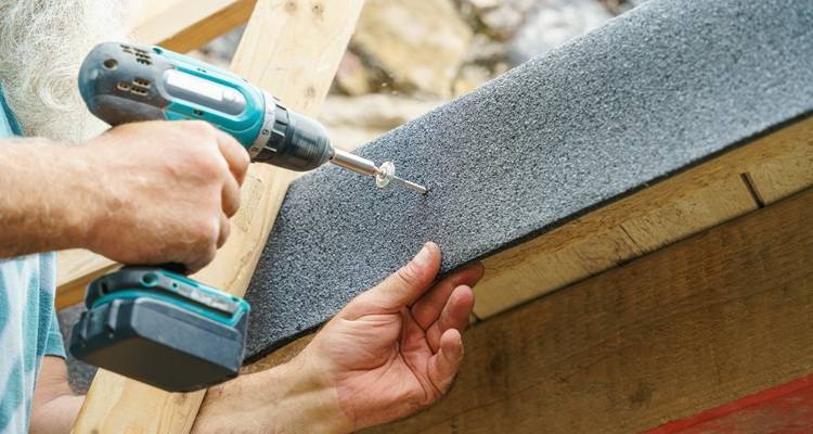 hand screw felt roof