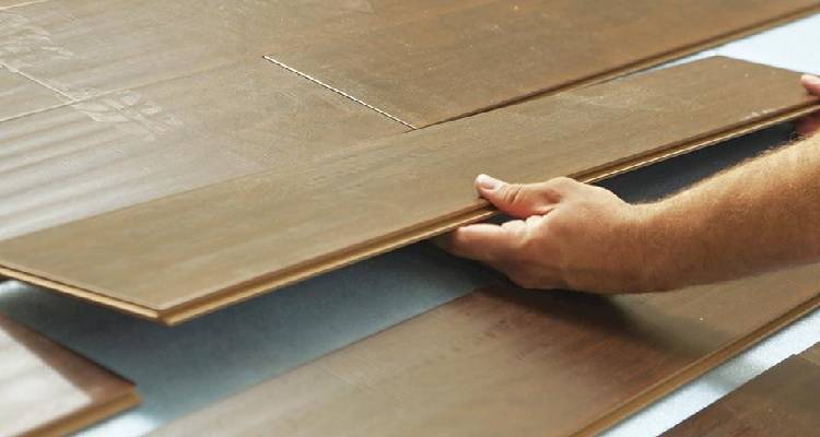 laying laminate flooring
